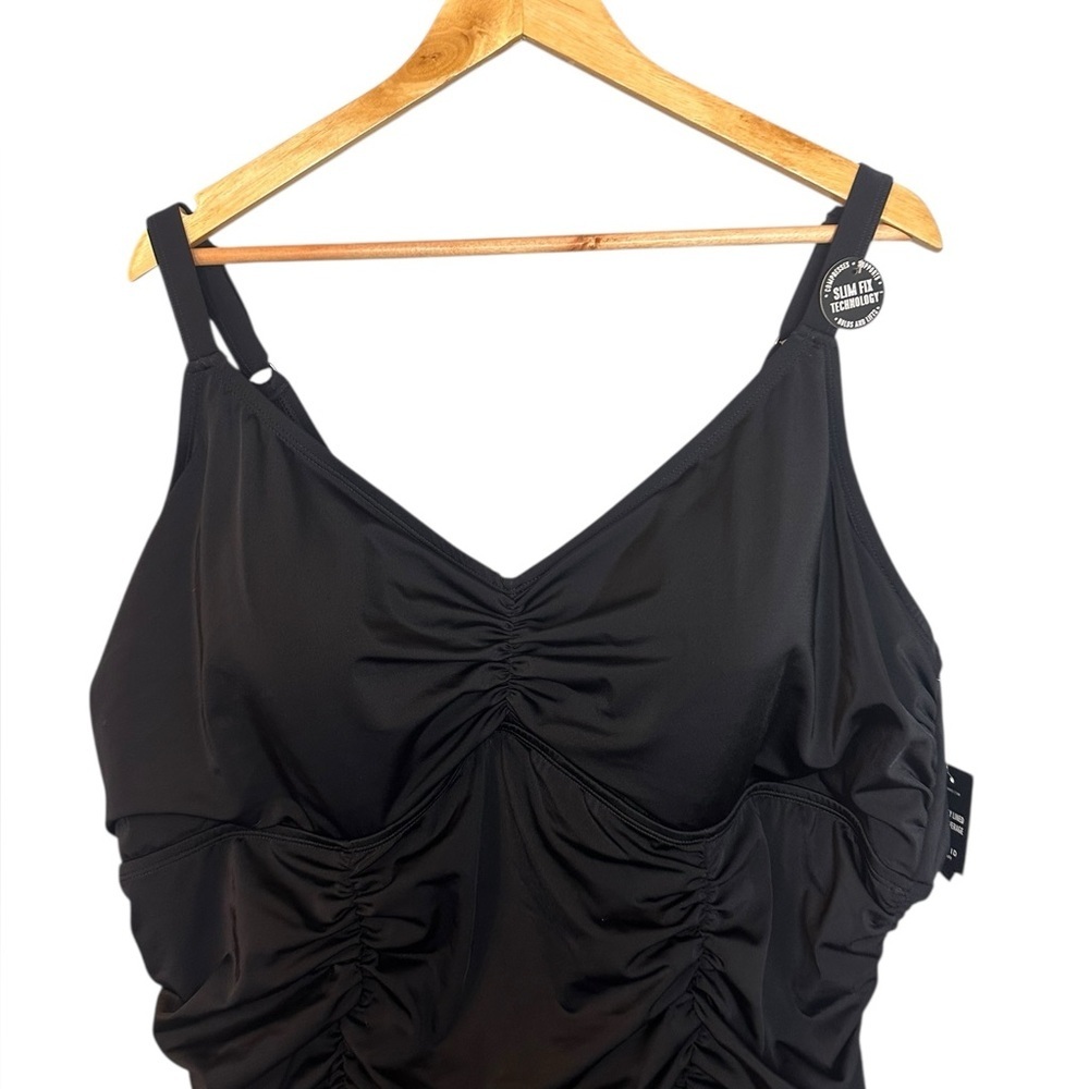 NWT Torrid Wire-Free Slim Fix Plunge Black Ruched One-Piece Swimsuit 5X - Picture 3 of 8